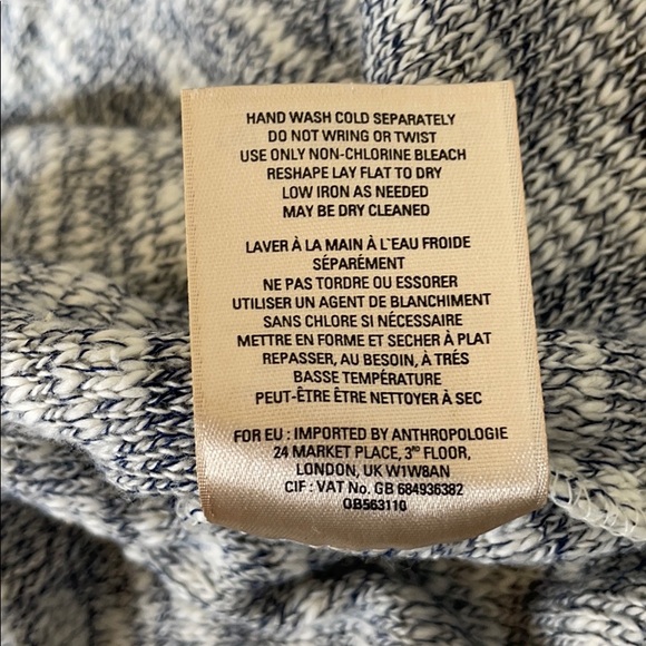 Saturday Sunday Anthro Vneck crop top L - Picture 7 of 9